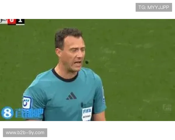 门兴前锋塔巴科维奇射失点球后立即助攻完成自我救赎