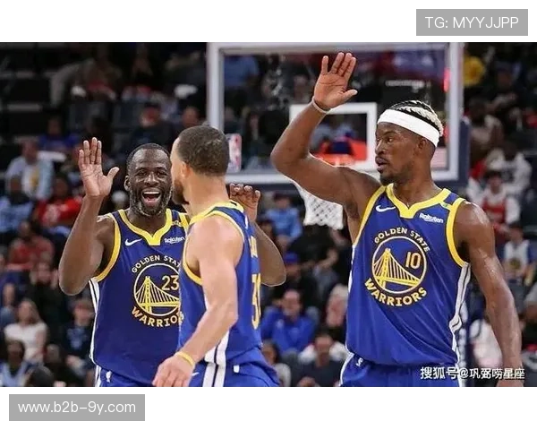 金州勇士对阵密尔沃基雄鹿 NBA常规赛激战引发球迷热议